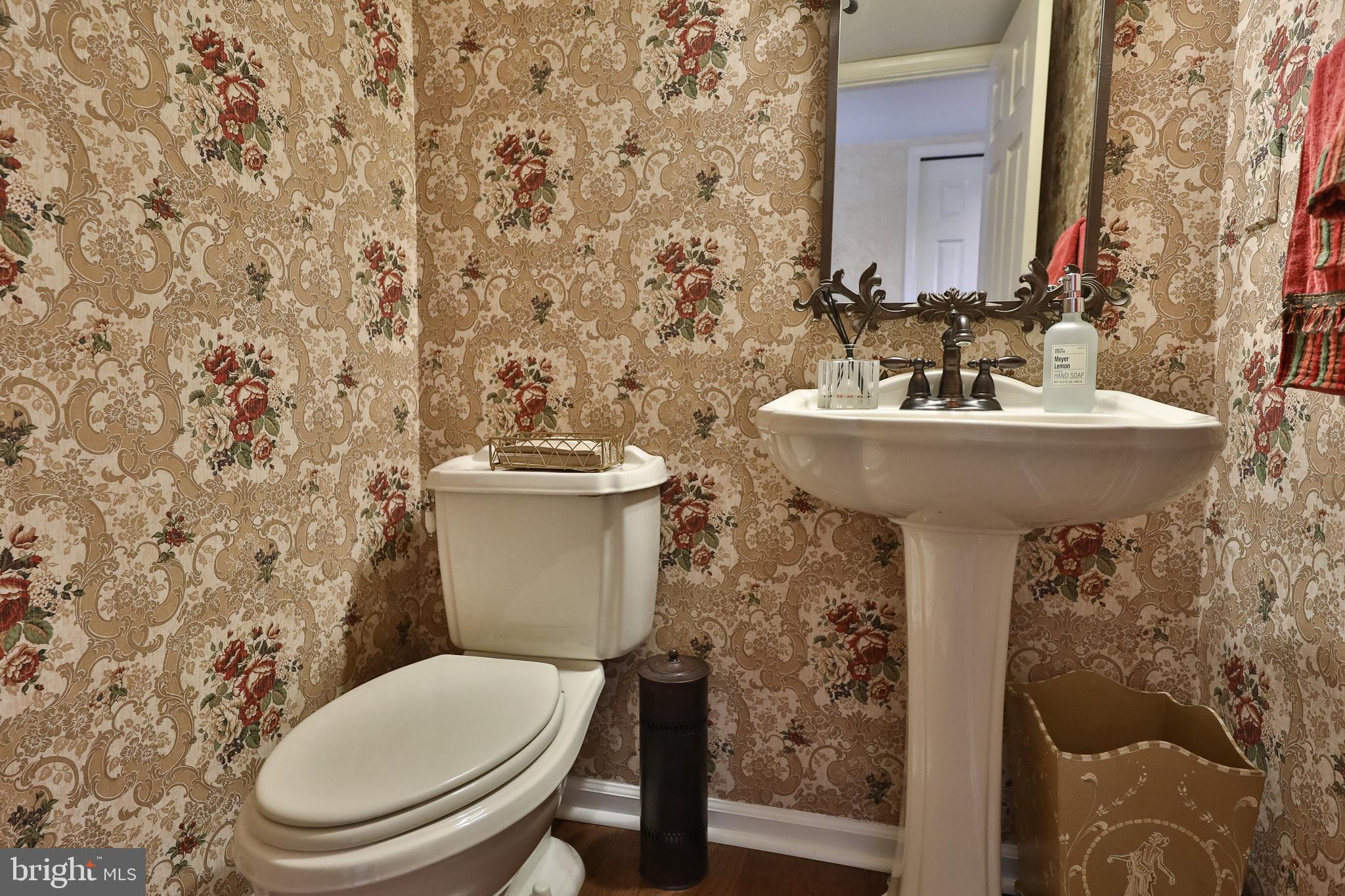 715 Signal Hill Road Dresher, PA 19025 - Photo 26 of 76 Powder room