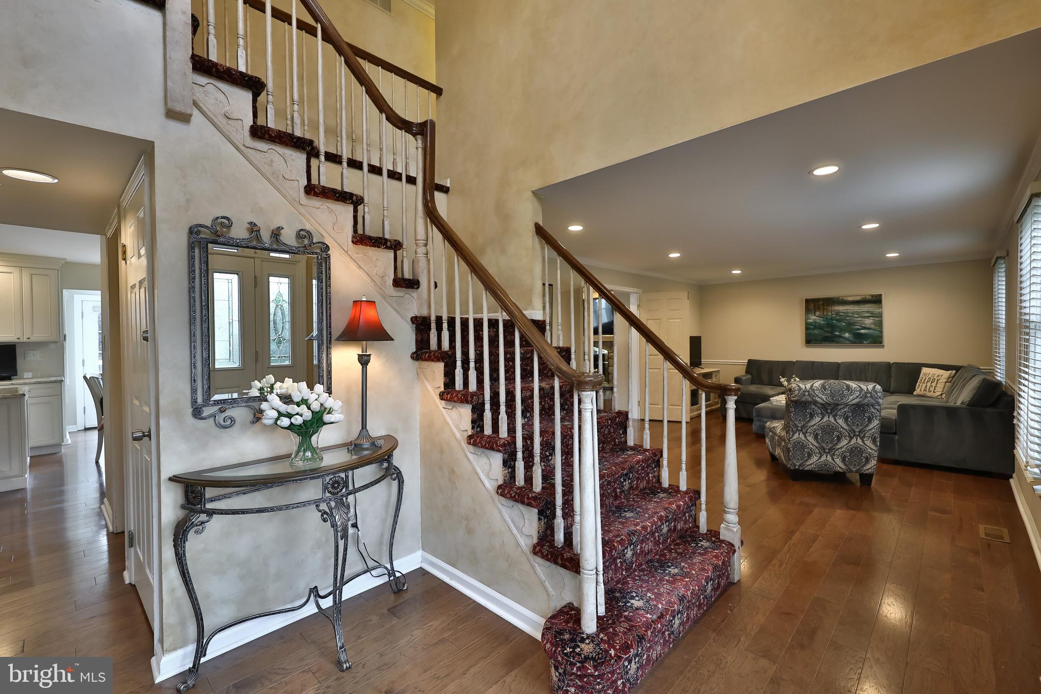 715 Signal Hill Road Dresher, PA 19025 - Photo 5 of 76 Foyer