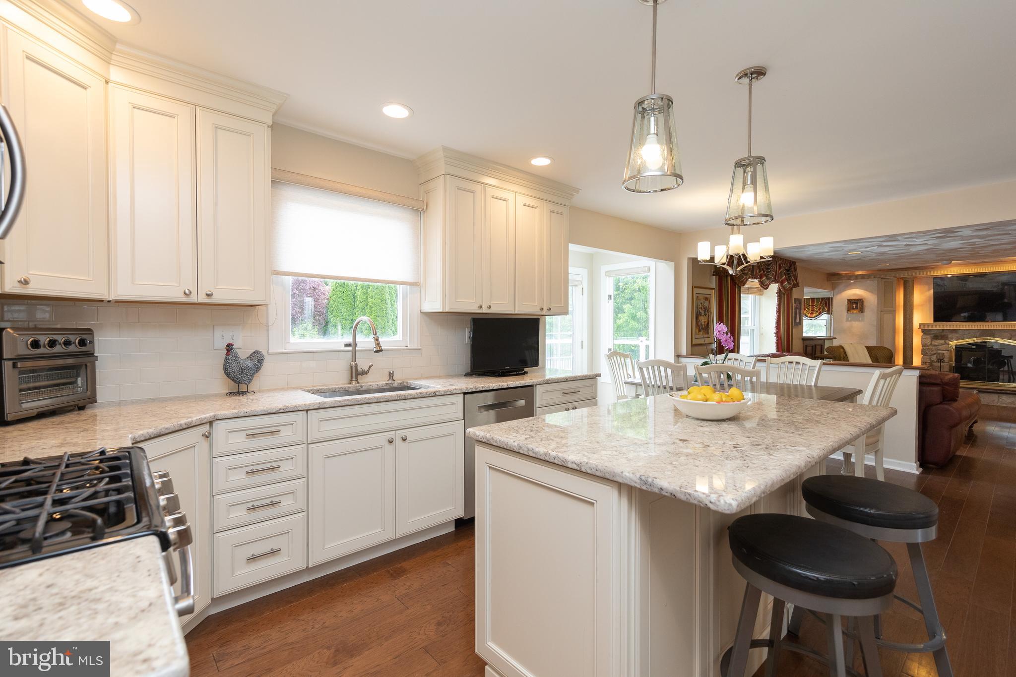 715 Signal Hill Road Dresher, PA 19025 - Photo 6 of 76 Kitchen