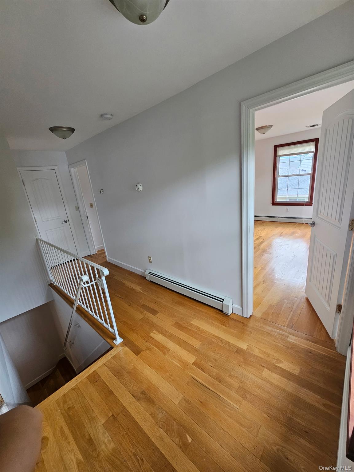 143 Searingtown Road Albertson, NY 11507 - Photo 15 of 26 Gallery Image 15