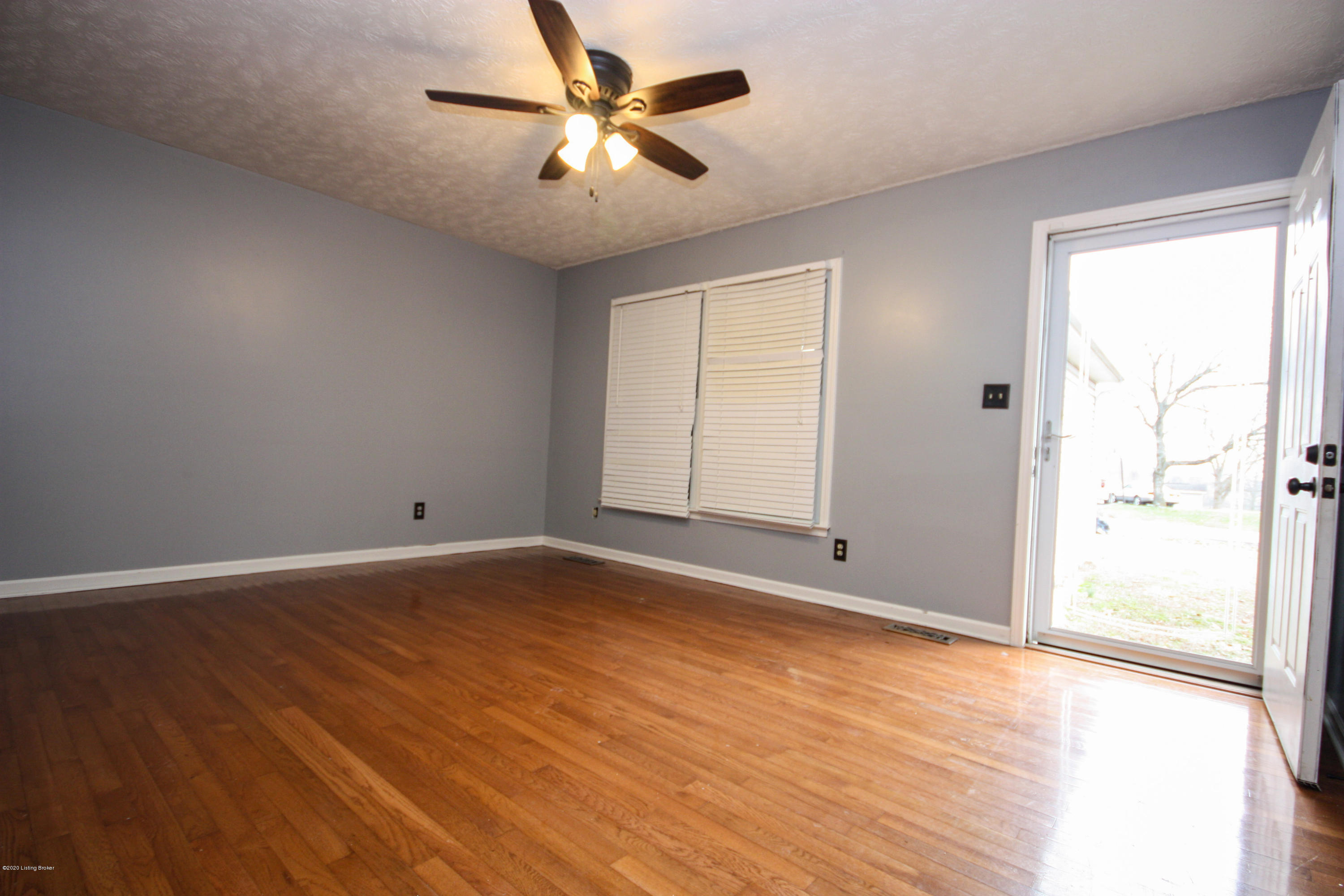 709 Hilltop Road Leitchfield, KY 42754 - Photo 14 of 30 14