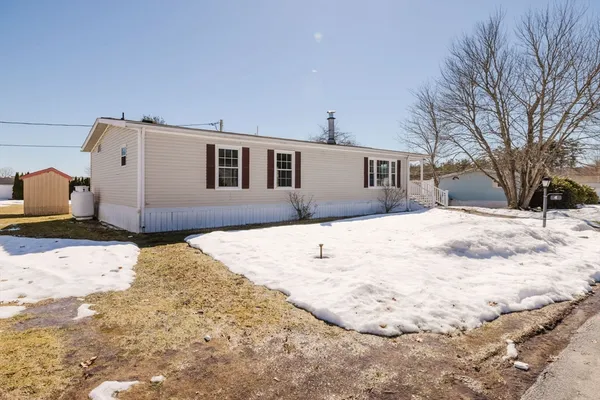 $299,900 | 4 Emerald Place, Raynham, MA 02767