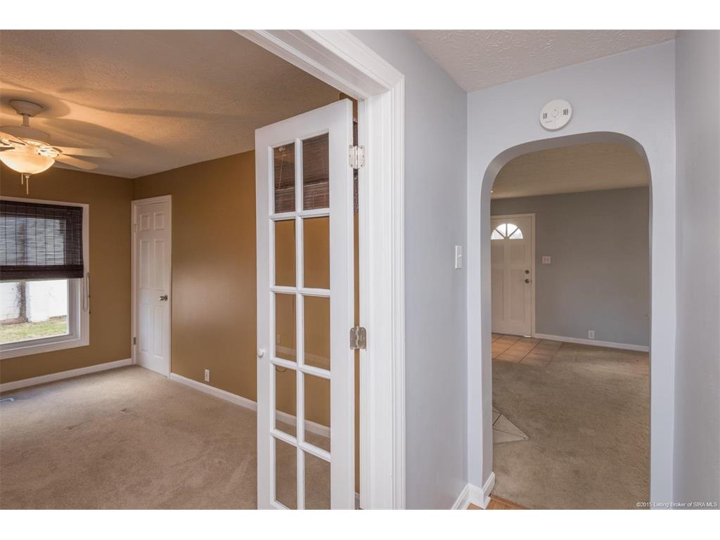2206 Budd Road New Albany, IN 47150 - Photo 8 of 28