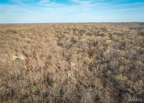 $99,000 | 83 Minx Vly Drive, Roach, MO 65787