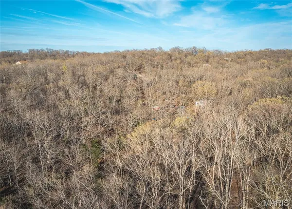 $99,000 | 83 Minx Vly Drive, Roach, MO 65787