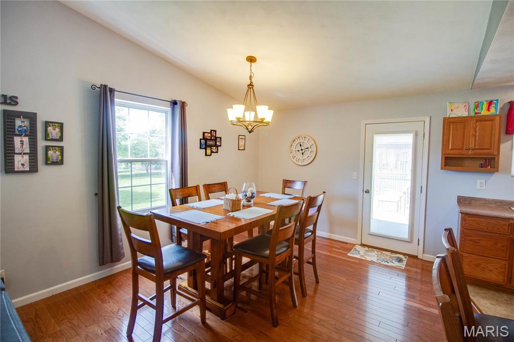 6302 Wenzel Road Alton, IL 62002 - Photo 22 of 63