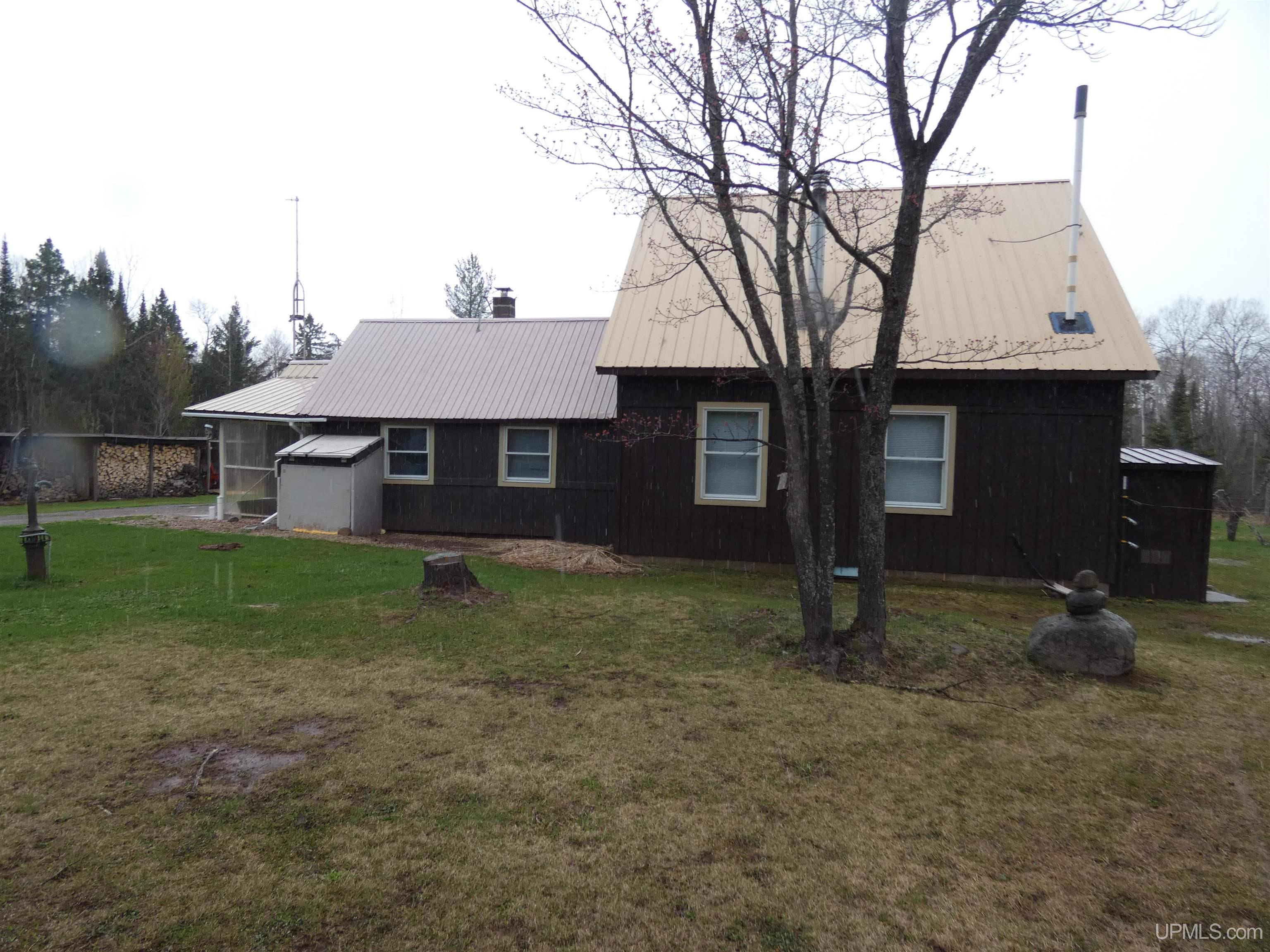 18927 North Norwich Road Ewen, MI 49925 - Photo 2 of 33