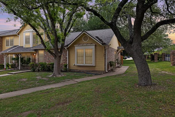 $1,700 | 11901 Swearingen Drive, Unit 130, Austin, TX 78758