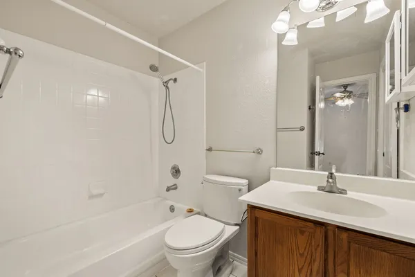 $1,700 | 11901 Swearingen Drive, Unit 130, Austin, TX 78758