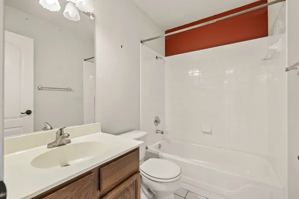 $1,700 | 11901 Swearingen Drive, Unit 130, Austin, TX 78758