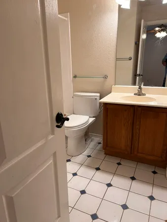 $1,700 | 11901 Swearingen Drive, Unit 130, Austin, TX 78758