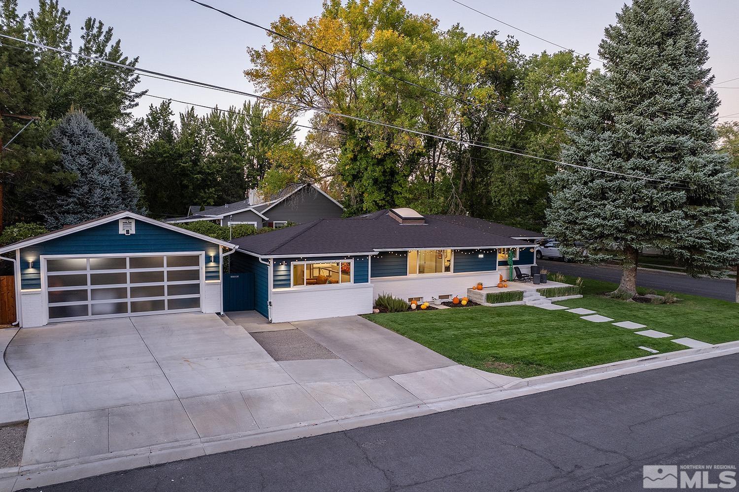 401 Brown Street Reno, NV 89509 - Photo 37 of 40 a front view of a house with a yard