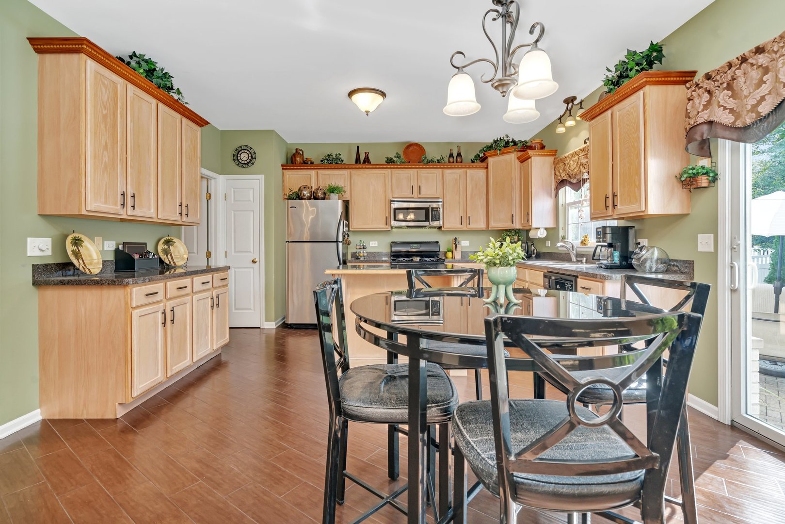 16333 SpringView Drive Lockport, IL 60441 - Photo 7 of 37 Gallery Image 7