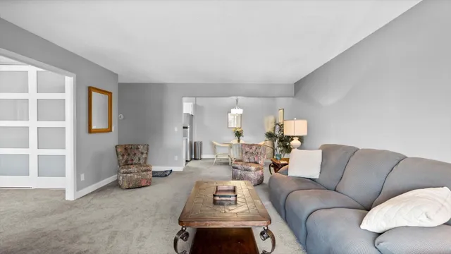 $229,900 | 4397 Wilshire Boulevard, Unit E305, Mound, MN 55364