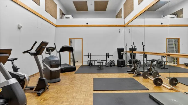 $229,900 | 4397 Wilshire Boulevard, Unit E305, Mound, MN 55364