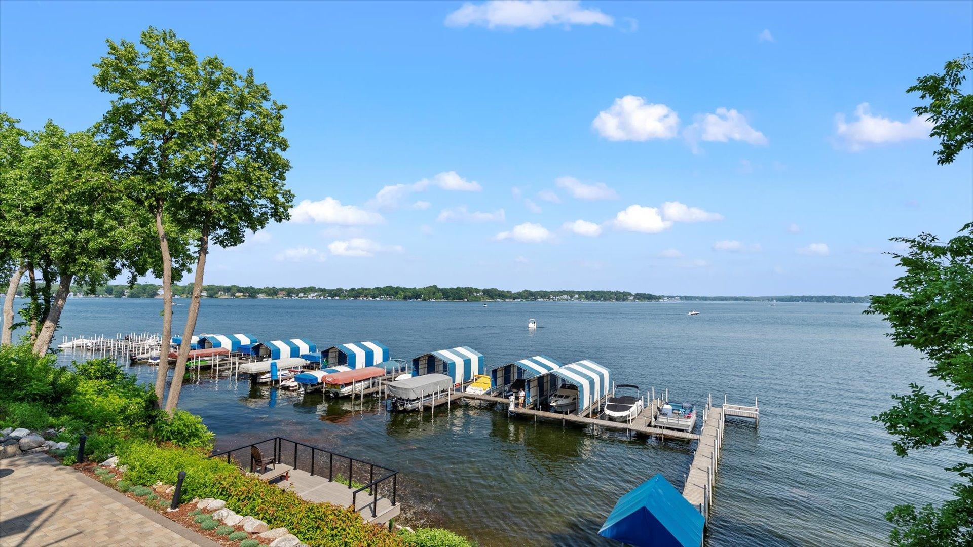 4397 Wilshire Boulevard, Unit E305 Mound, MN 55364 - Photo 48 of 53