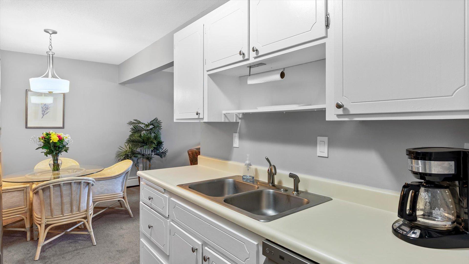 4397 Wilshire Boulevard, Unit E305 Mound, MN 55364 - Photo 6 of 53