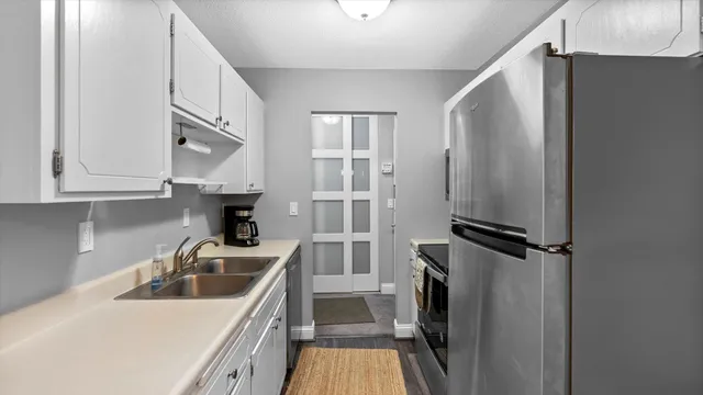 $229,900 | 4397 Wilshire Boulevard, Unit E305, Mound, MN 55364