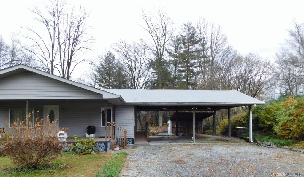 975 Calvert Road Brevard, NC 28712 - Photo 2 of 12 Gallery Image 2