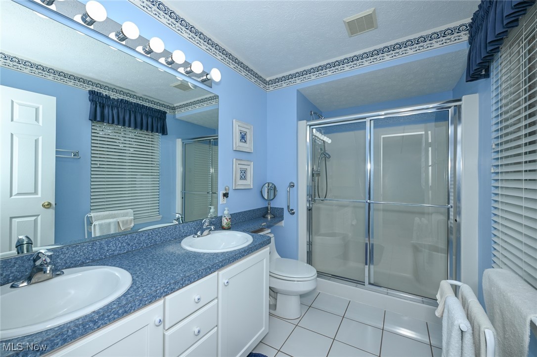 4180 Castle Ridge Akron, OH 44321 - Photo 12 of 23 Gallery Image 12