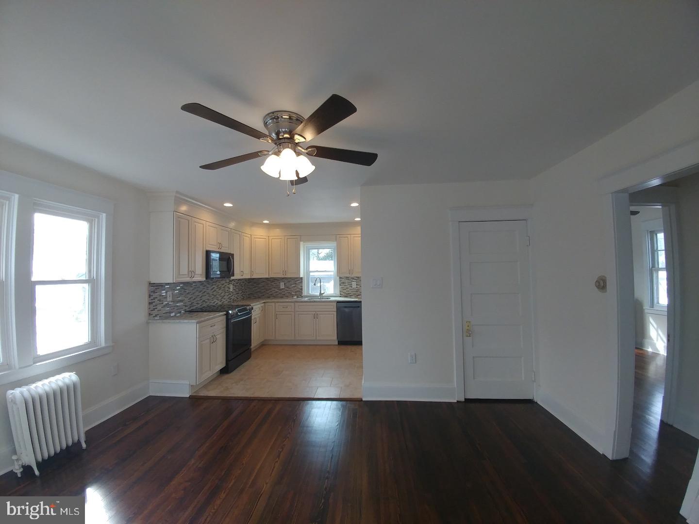 2123 State Rd. Bensalem, PA 19020 - Photo 4 of 20 Gallery Image 4