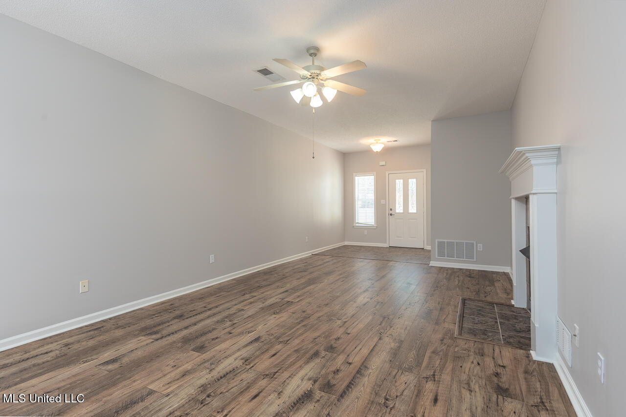 879 Cardinal Lane Hernando, MS 38632 - Photo 6 of 27 Cardinal-4-Edit-4
