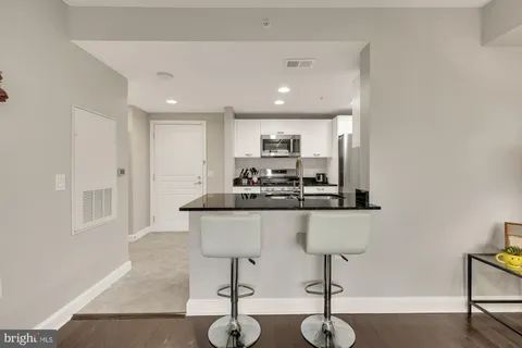 $399,000 | 2451 Midtown Avenue, Unit 501, Alexandria, VA 22303