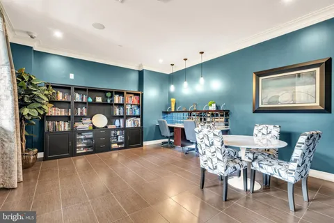 $399,000 | 2451 Midtown Avenue, Unit 501, Alexandria, VA 22303
