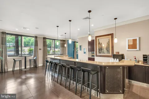 $399,000 | 2451 Midtown Avenue, Unit 501, Alexandria, VA 22303