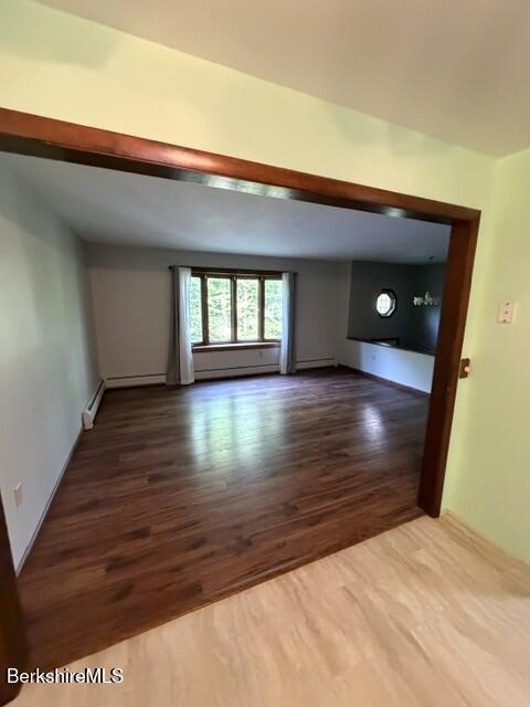 960 West Shaft Road North Adams, MA 01247 - Photo 6 of 22 Living