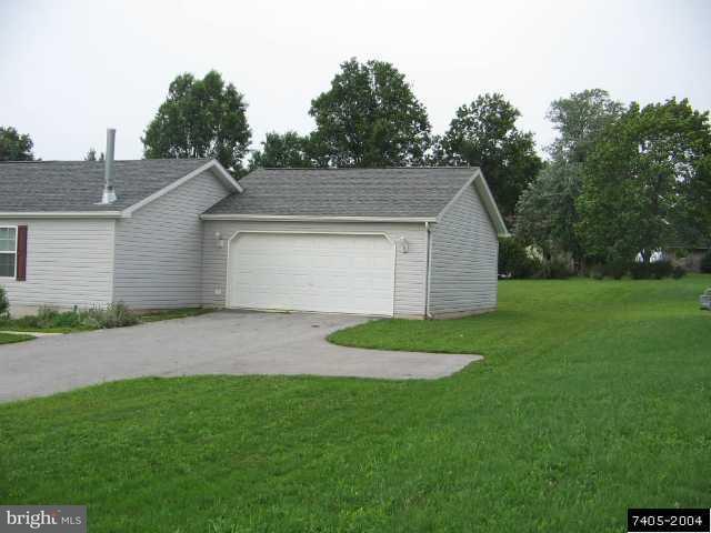 4085 Carlisle Road Dover, PA 17315 - Photo 2 of 9 Gallery Image 2