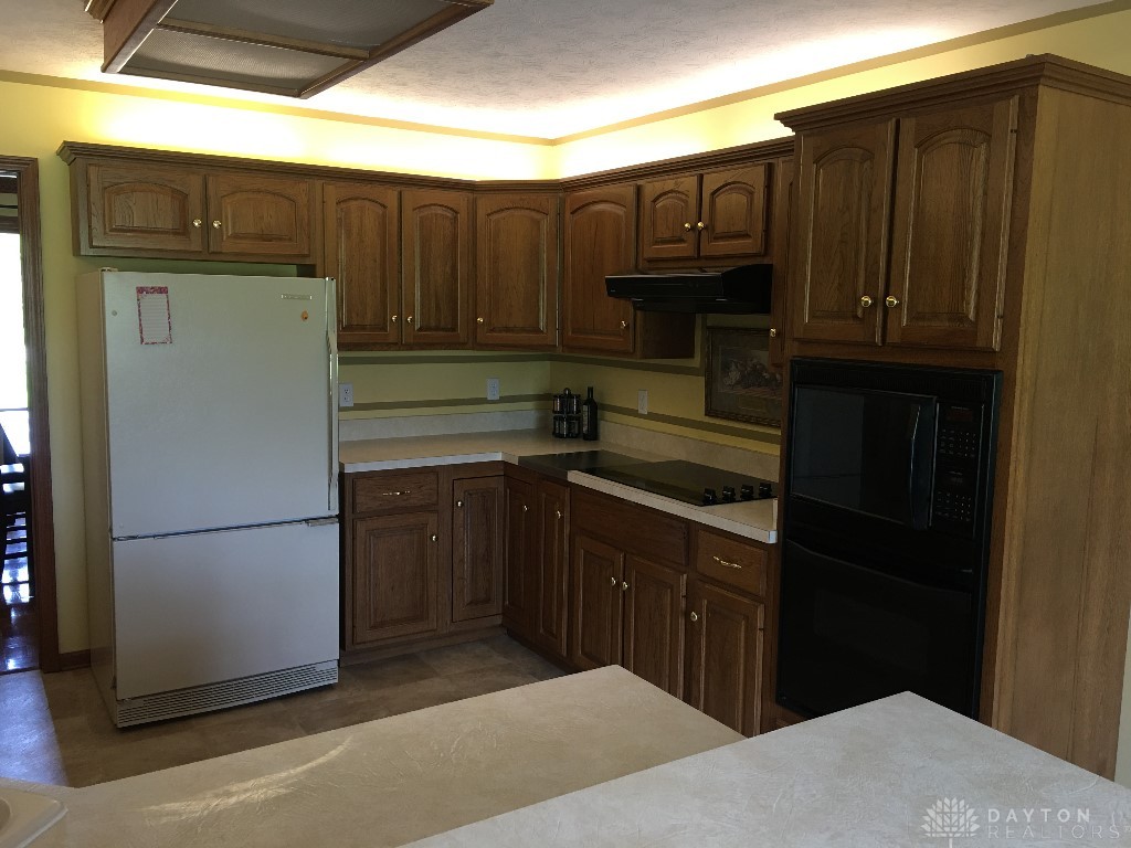 2549 Lantz Road Beavercreek, OH 45434 - Photo 6 of 20