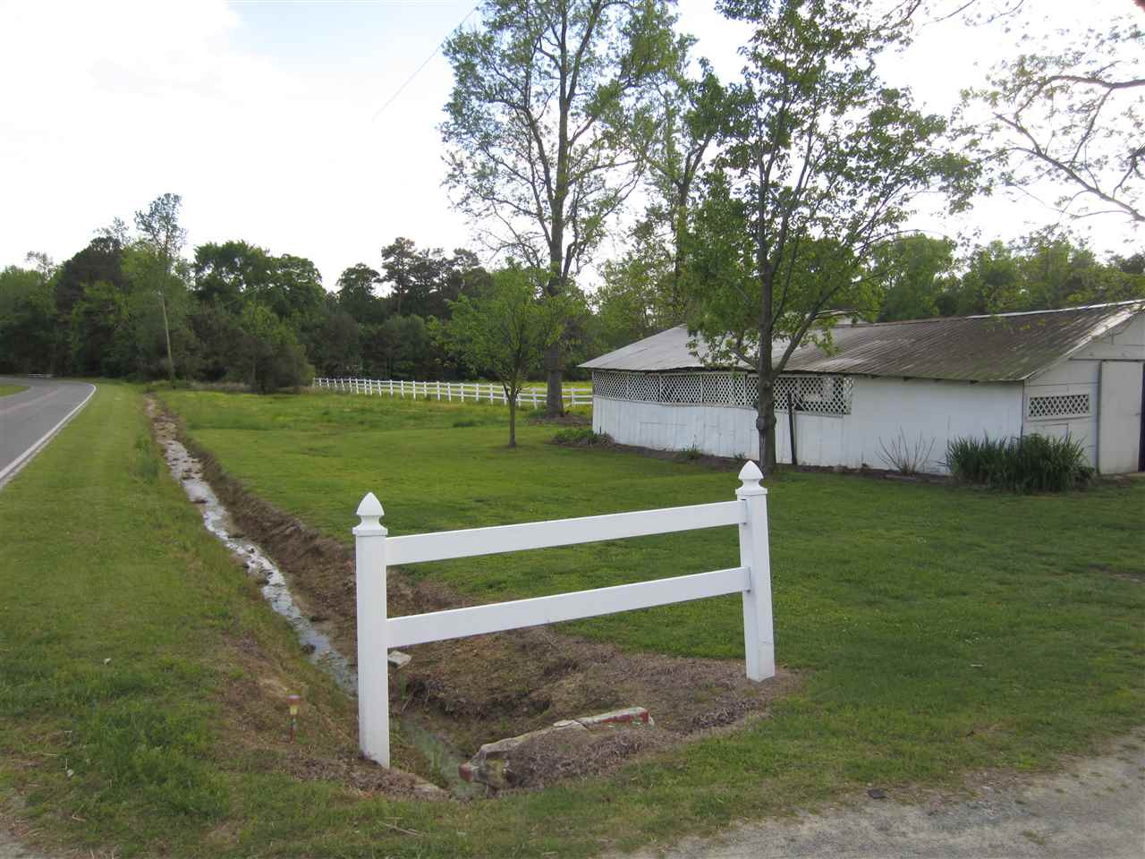 1577 Davis Homestead Road Selma, NC 27576 - Photo 4 of 22 Photo 4