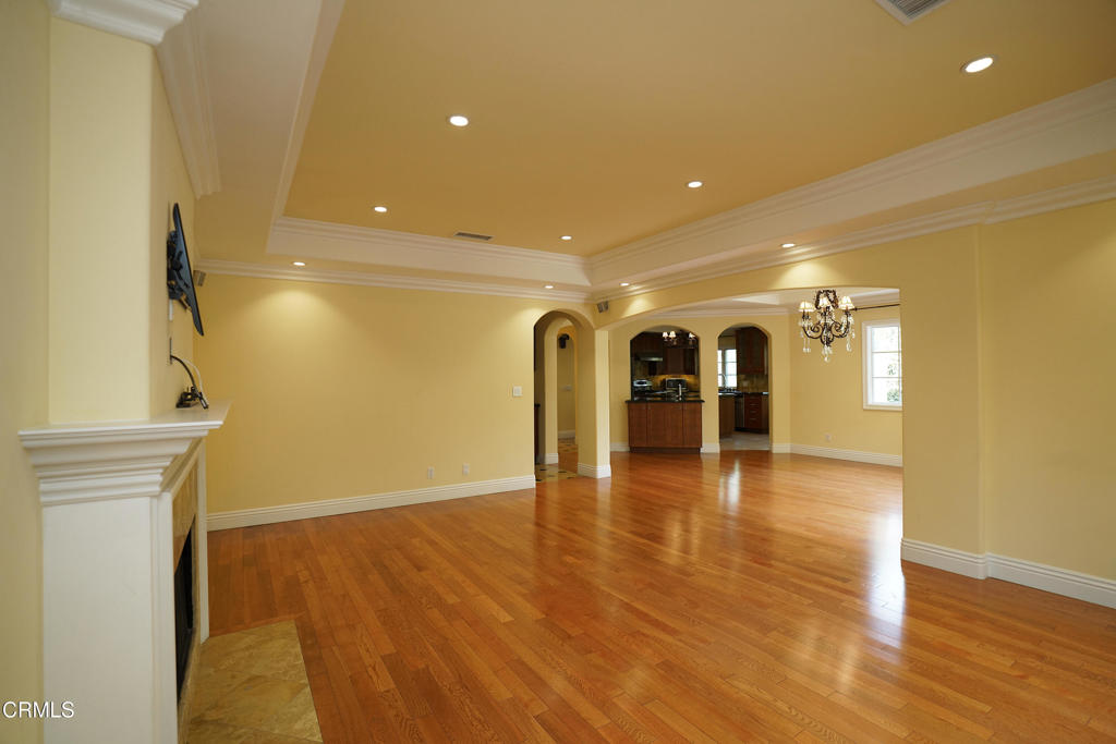 2340 Brigden Road Pasadena, CA 91104 - Photo 6 of 21 Family Room