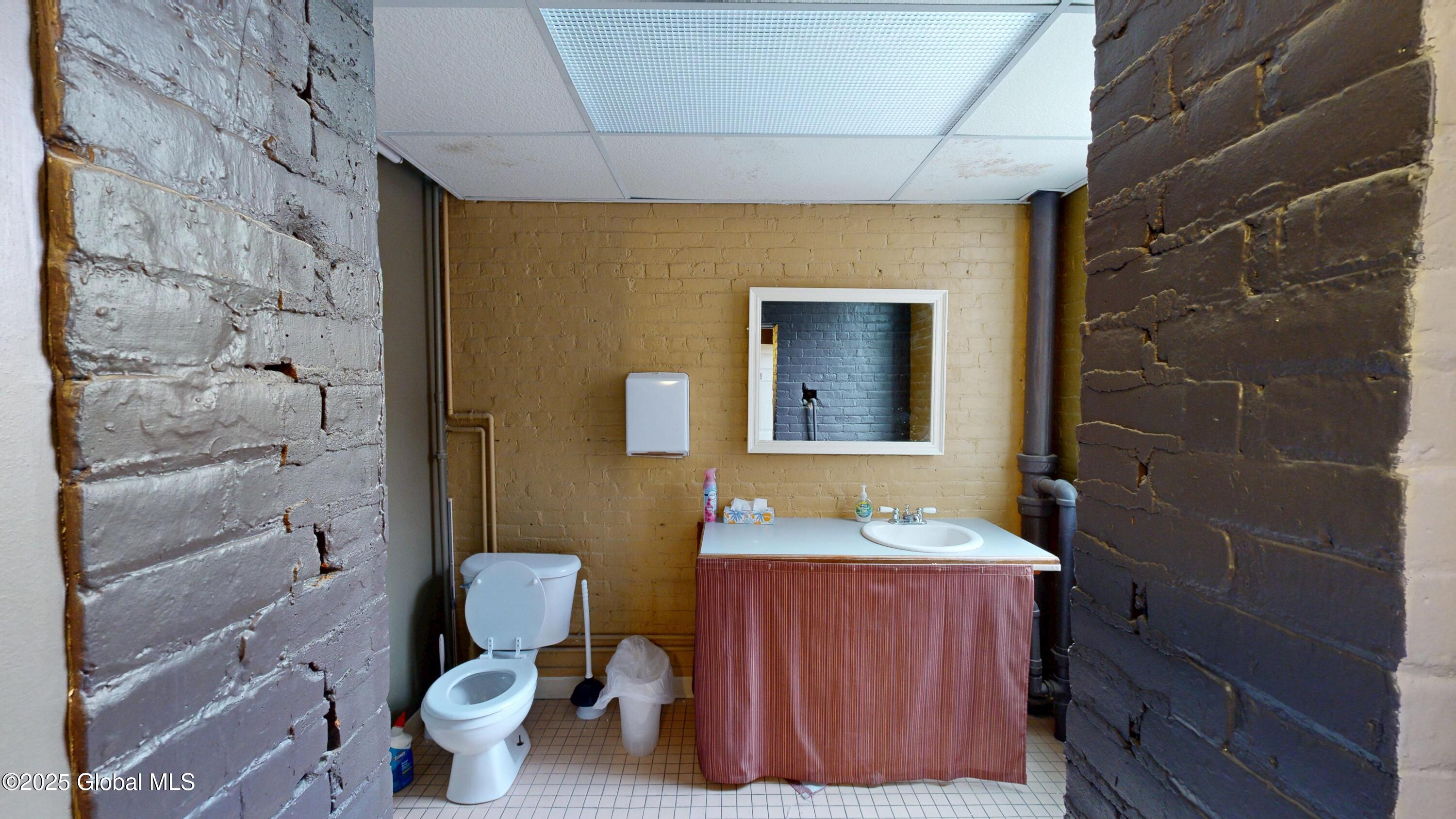 9-15 Broad Street, Unit SUITE 402 Glens Falls, NY 12801 - Photo 7 of 8 2