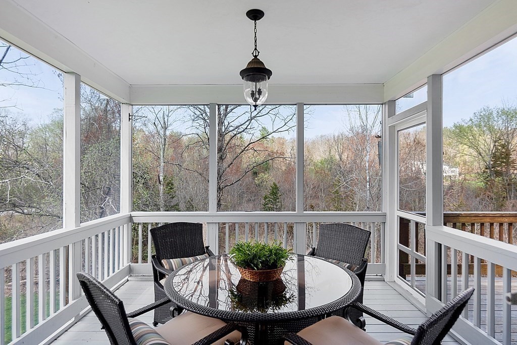 8 Autumn Ridge Road Berlin, MA 01503 - Photo 11 of 42 Gallery Image 11