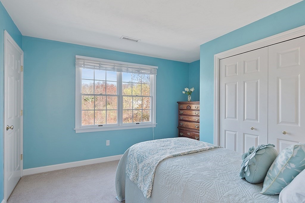 8 Autumn Ridge Road Berlin, MA 01503 - Photo 32 of 42 Gallery Image 32