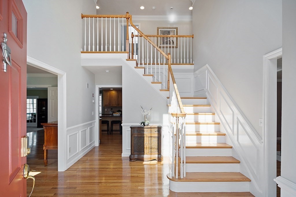 8 Autumn Ridge Road Berlin, MA 01503 - Photo 4 of 42 Gallery Image 4