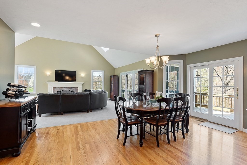 8 Autumn Ridge Road Berlin, MA 01503 - Photo 10 of 42 Gallery Image 10