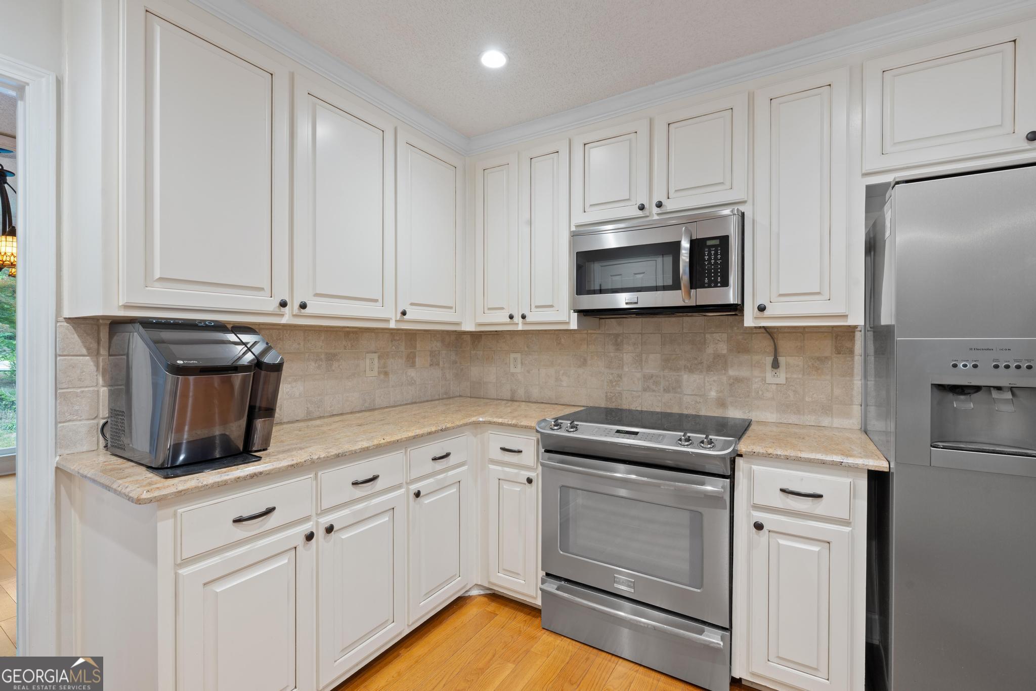 285 Pendleton Trail Tyrone, GA 30290 - Photo 9 of 50