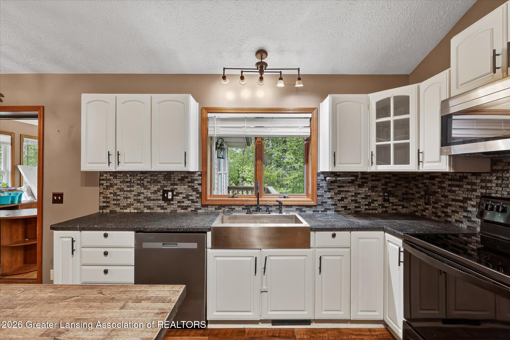 6951 Lyons Road Portland, MI 48875 - Photo 21 of 58 22-6951-Lyons-Rd-WindowStill