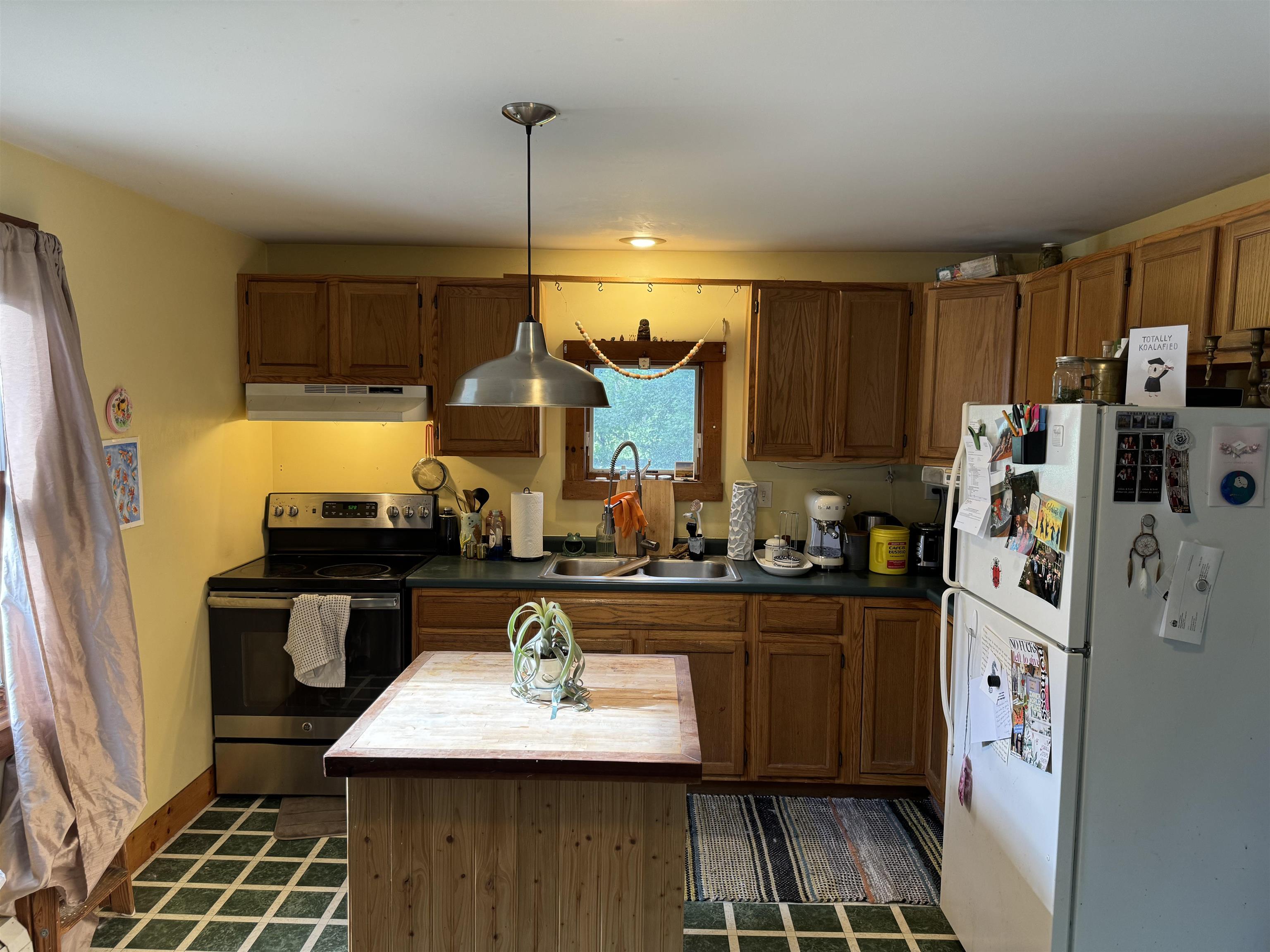 529 Oxbow Road Bethel, VT 05032 - Photo 8 of 15