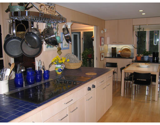 15 Mignon Road Newton, MA 02465 - Photo 4 of 14