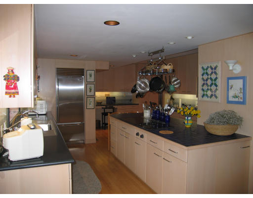 15 Mignon Road Newton, MA 02465 - Photo 5 of 14
