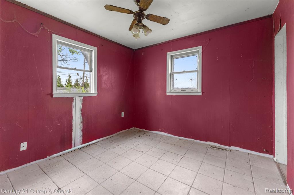 8070 West Point Street Taylor, MI 48180 - Photo 7 of 15
