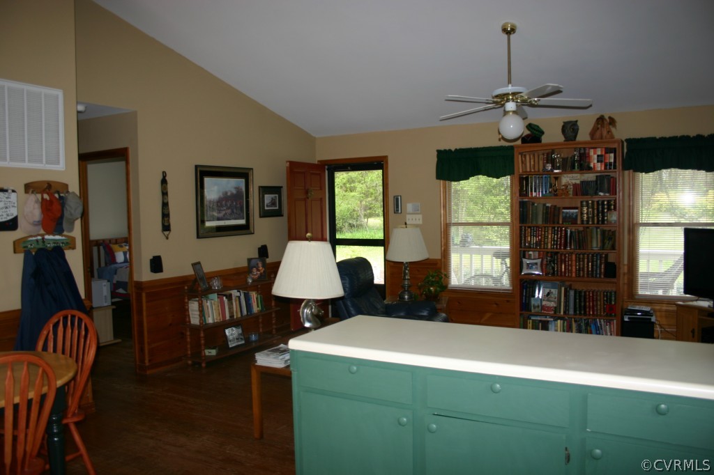 2541 Broad St Road Gum Spring, VA 23065 - Photo 12 of 16 Gallery Image 12