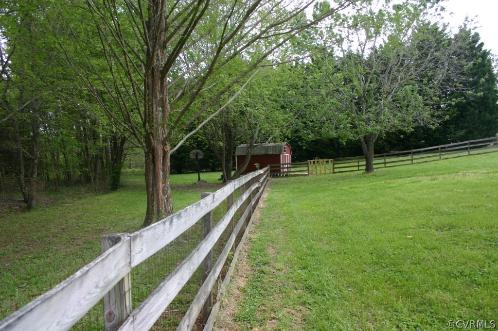 2541 Broad St Road Gum Spring, VA 23065 - Photo 9 of 16 Gallery Image 9