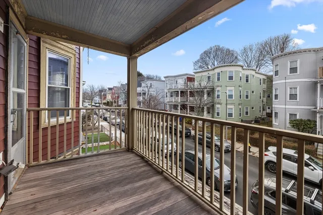 $3,300 | 25 Howes Street, Unit 2, Boston, MA 02125