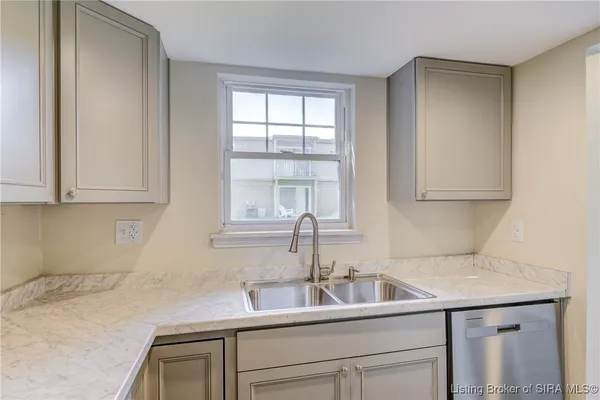 $127,900 | 3157 Wooded Way, Jeffersonville, IN 47130