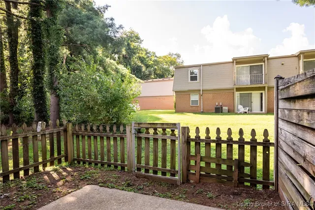 $132,900 | 3157 Wooded Way, Jeffersonville, IN 47130